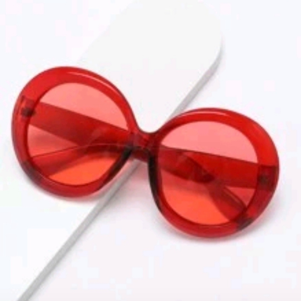 NEW Red Oversize Round Fashion Sunglasses - Picture 10 of 10